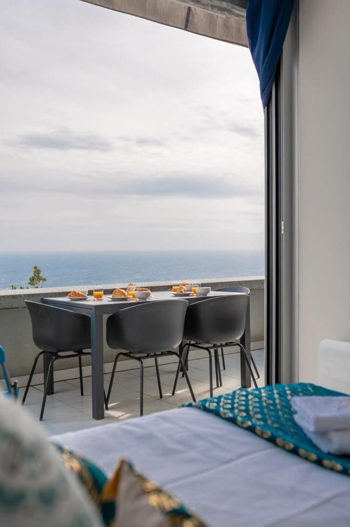 Appartamento Le Coq -Splendide Vue -Magnifique Piscine -Parking Cap-d'Ail Esterno foto